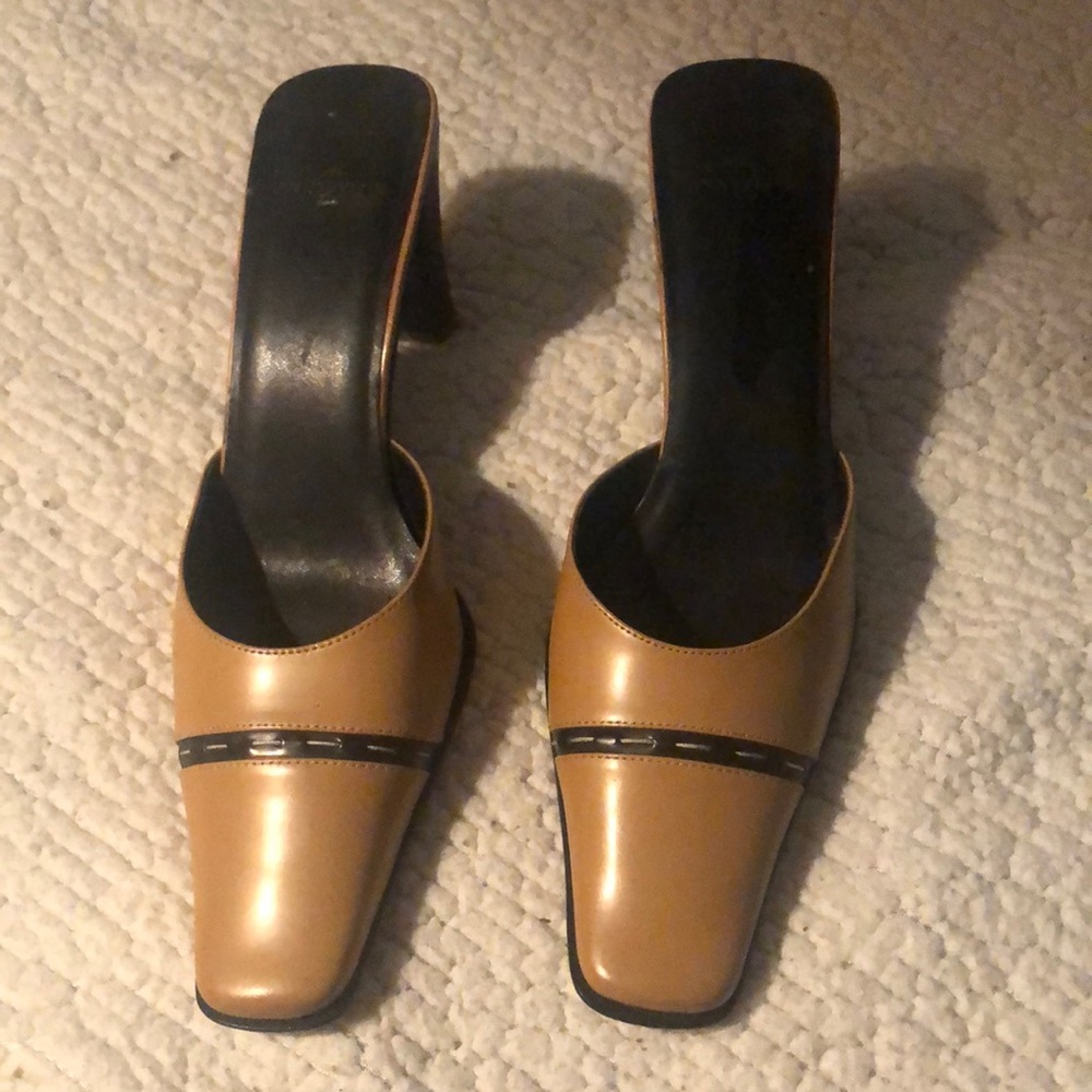 ANNE 2 KLEIN mules